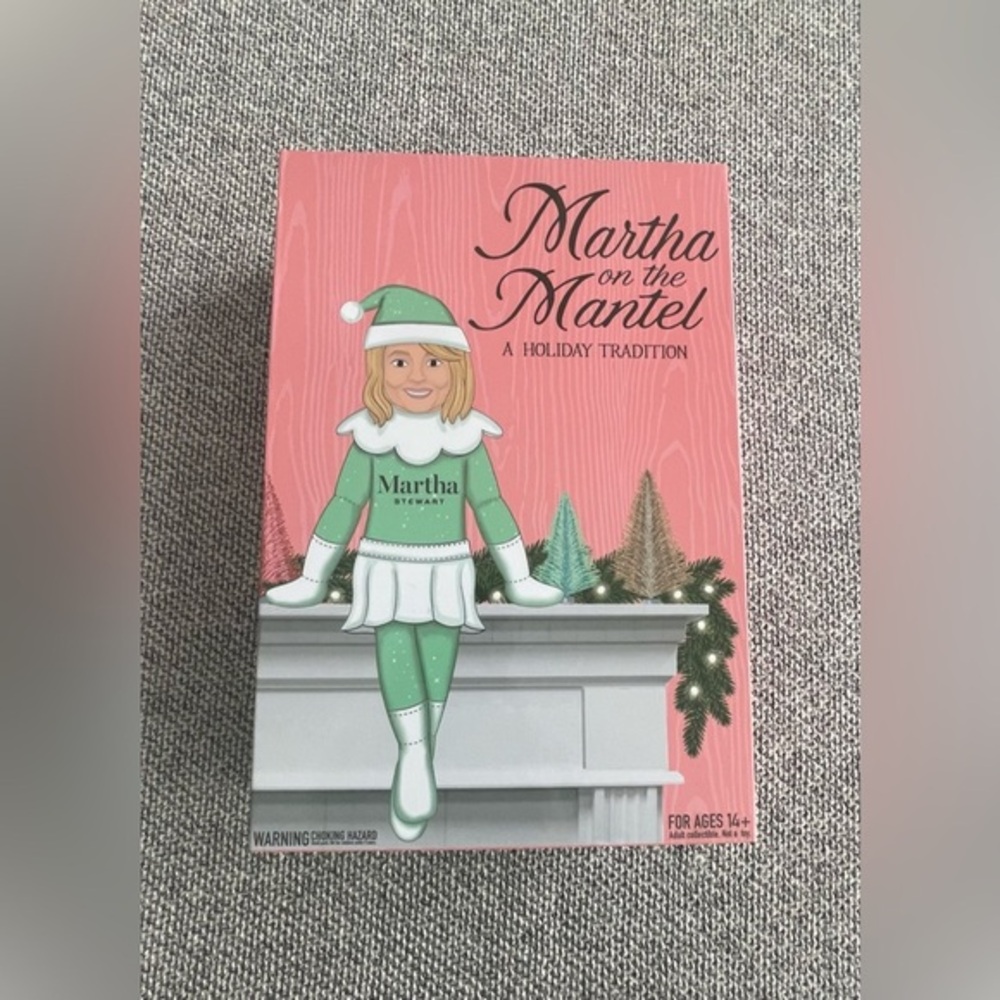 Martha Stewart Martha on the Mantel- Holiday Decor Box - Green and White